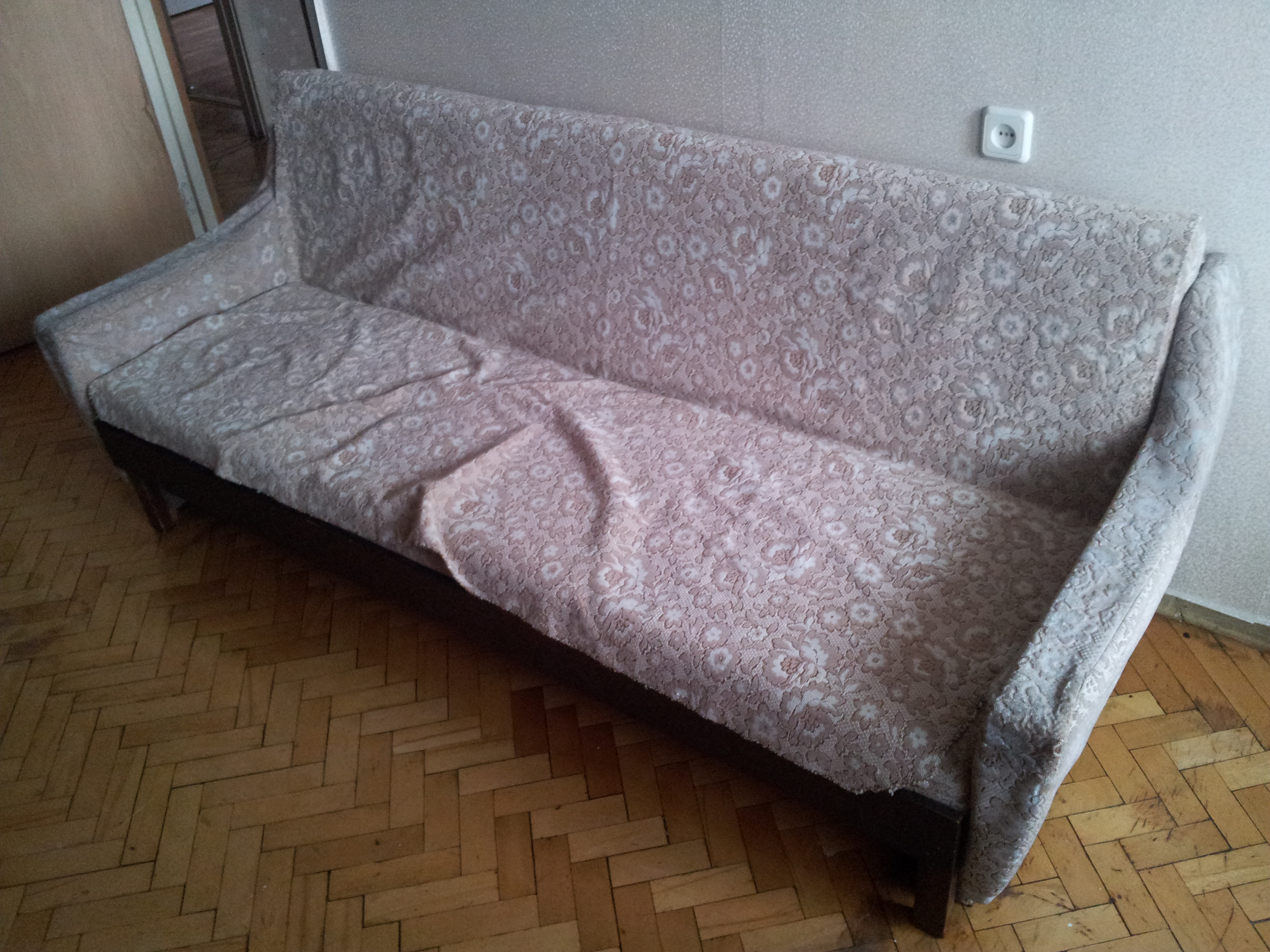 Заберу даром мебель в г Новосибирске